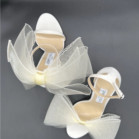 Jimmy Choo Women's Aveline 100 High Heel Bow Sandals White NWB sz EU 40 / US 9.5 - Picture 14 of 17